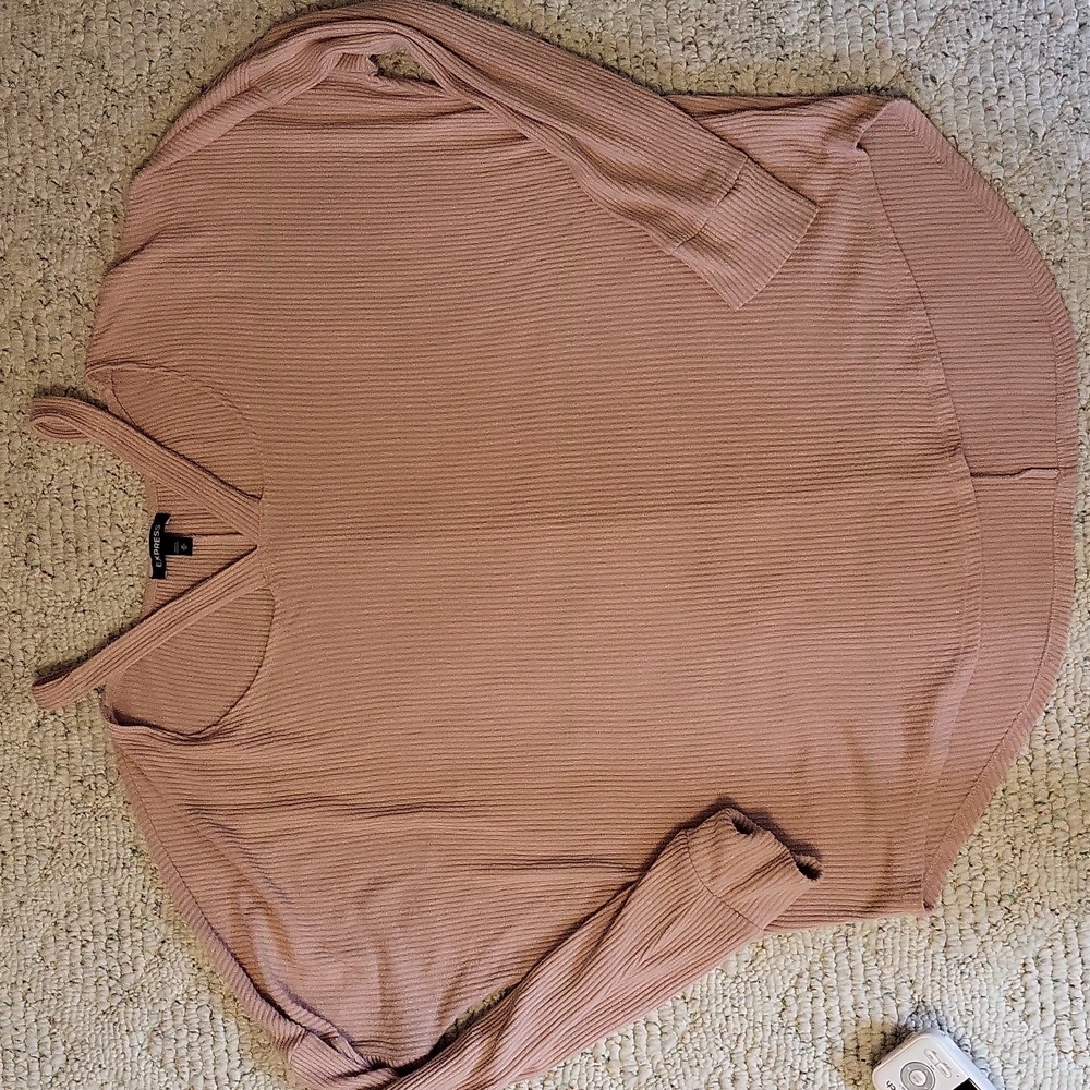 Womens light pink oversize top. Express